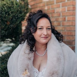 Meet your Posher, Janelle